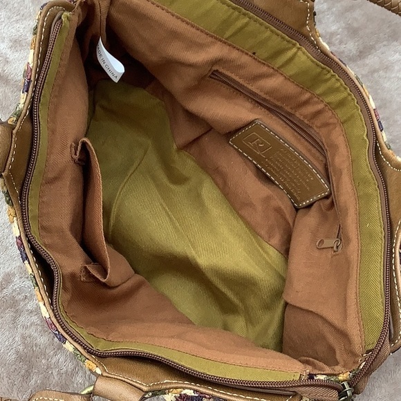 Relic Woven Multicolored Braided Handle Bag - Picture 11 of 12